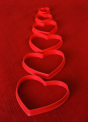 포토 JPG 해외이미지 모양 기념일 백그라운드 컨셉 2 관계 남편 휴가 친절 기념 함께함 발렌타인데이 선물 사랑 사람없음 빨간색 희망 우정 흰색 하트 아내 쌍 날짜 영혼 심볼 오브젝트 열정 부드러움 큐피드 고립 특별함 해외202004 해외포토 감정 컬러 데이이벤트 이벤트 친구 감각 파일형식 이미지허브