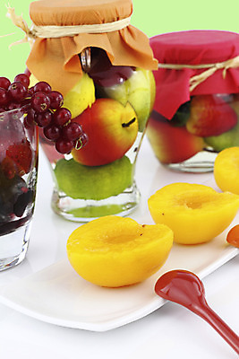 포토 JPG 해외이미지 전통 열매 음식 오렌지 과일 유리 디저트 건강 사람없음 노란색 신선 캔 달콤 슬라이스 아로마 복숭아 시럽 통조림 해외202004 해외포토 식물 컬러 재질 맛 파일형식 이미지허브