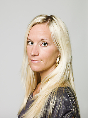 포토 JPG 해외이미지 캐릭터 여자 얼굴 청소년 회색배경 표정 한명 사람 머리 공연 유머 배우 마임 디지털합성 예술가 개성 연극 고립 구성 심각 인공 시리즈 해외202004 해외포토 1 감정 백그라운드 컨셉 문화예술 이벤트 신체부위 회색 연예인 파일형식 이미지허브