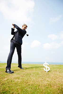 포토 JPG 주간 전신 서양인 외국인 백인 해외기획촬영 라이프스타일 남자 바다 중년 50대 골프 비즈니스 모션 중년라이프 2014년태국 한명 서기 사람 정장 성인 해변 야외 옆모습 달러 골프채 비즈니스맨 스윙 남자만 남자한명만 성인남자만 성인한명만 성인남자한명만 중년만 중년남자만 중년남자한명만 성인만 국내포토 자연요소 1 옷 뷰포인트 포즈 돈 골프용품 인종 생활 구기 직장인 파일형식