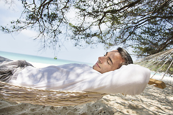포토 JPG 주간 서양인 외국인 나무 백인 해외기획촬영 라이프스타일 남자 여유 바다 40대 중년 모션 중년라이프 휴식 2014년태국 한명 사람 상반신 성인 해변 야외 옆모습 눕기 자유 잠 그늘 해먹 남자만 남자한명만 성인남자만 성인한명만 성인남자한명만 중년만 중년남자만 중년남자한명만 성인만 국내포토 자연요소 식물 1 감정 뷰포인트 컨셉 인종 생활 침대 파일형식