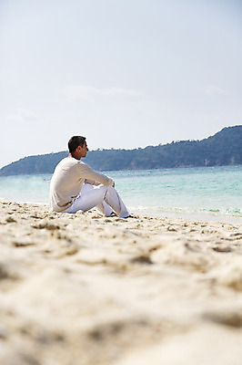 포토 JPG 주간 전신 서양인 외국인 백인 해외기획촬영 라이프스타일 응시 남자 여유 바다 40대 중년 모션 중년라이프 휴식 2014년태국 한명 사람 앉기 성인 해변 야외 옆모습 모래사장 자유 남자만 남자한명만 성인남자만 성인한명만 성인남자한명만 중년만 중년남자만 중년남자한명만 성인만 국내포토 자연요소 1 시선 감정 뷰포인트 컨셉 인종 생활 파일형식