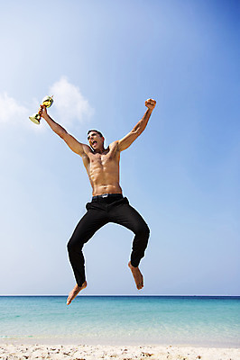 포토 JPG 주간 전신 서양인 외국인 백인 해외기획촬영 라이프스타일 남자 여유 바다 40대 중년 모션 중년라이프 휴식 상의탈의 2014년태국 한명 들기 사람 성인 해변 야외 앞모습 모래사장 점프 기쁨 자유 트로피 남자만 남자한명만 성인남자만 성인한명만 성인남자한명만 중년만 중년남자만 중년남자한명만 성인만 국내포토 자연요소 1 감정 뷰포인트 컨셉 탈의 인종 생활 상_우승 파일형식