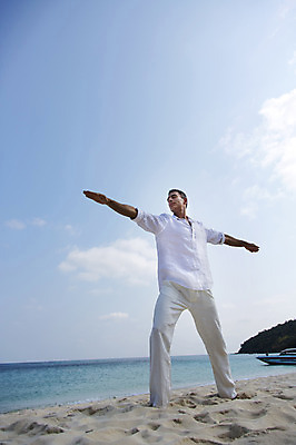 포토 JPG 주간 전신 서양인 외국인 백인 해외기획촬영 남자 여유 40대 중년 요가 모션 중년라이프 팔벌리기 2014년태국 한명 서기 사람 성인 해변 야외 옆모습 모래사장 운동 명상 단전호흡 남자만 남자한명만 성인남자만 성인한명만 성인남자한명만 중년만 중년남자만 중년남자한명만 성인만 국내포토 자연요소 1 라이프스타일 웰빙 감정 바다 뷰포인트 건강 인종 호흡 파일형식