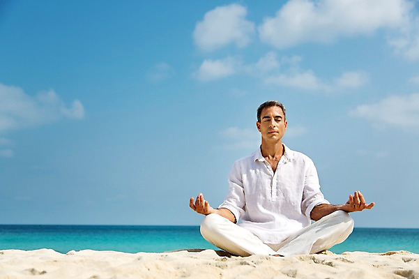 포토 JPG 주간 전신 서양인 외국인 백인 해외기획촬영 남자 여유 바다 40대 중년 요가 모션 중년라이프 2014년태국 한명 사람 앉기 성인 해변 야외 앞모습 모래사장 눈감음 명상 남자만 남자한명만 성인남자만 성인한명만 성인남자한명만 중년만 중년남자만 중년남자한명만 성인만 국내포토 자연요소 1 라이프스타일 웰빙 감정 뷰포인트 인종 파일형식