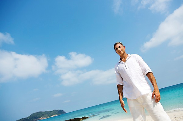 포토 JPG 주간 서양인 외국인 백인 구름 해외기획촬영 남자 여유 바다 40대 중년 요가 모션 중년라이프 하늘 2014년태국 한명 서기 사람 상반신 성인 해변 야외 앞모습 모래사장 남자만 남자한명만 성인남자만 성인한명만 성인남자한명만 중년만 중년남자만 중년남자한명만 성인만 국내포토 자연요소 1 라이프스타일 웰빙 감정 뷰포인트 인종 파일형식