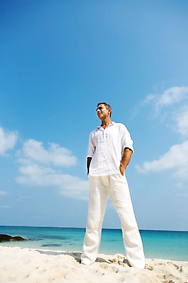 포토 JPG 주간 전신 서양인 외국인 백인 구름 해외기획촬영 남자 여유 바다 40대 중년 요가 모션 중년라이프 하늘 2014년태국 한명 서기 사람 성인 해변 야외 앞모습 모래사장 남자만 남자한명만 성인남자만 성인한명만 성인남자한명만 중년만 중년남자만 중년남자한명만 성인만 국내포토 자연요소 1 라이프스타일 웰빙 감정 뷰포인트 인종 파일형식