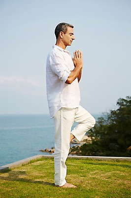 포토 JPG 주간 전신 서양인 외국인 나무 백인 해외기획촬영 남자 여유 바다 중년 50대 요가 모션 중년라이프 2014년태국 한명 서기 사람 성인 야외 옆모습 균형 명상 합장 다리들기 남자만 남자한명만 성인남자만 성인한명만 성인남자한명만 중년만 중년남자만 중년남자한명만 성인만 국내포토 자연요소 식물 1 라이프스타일 웰빙 감정 뷰포인트 인종 손짓 파일형식