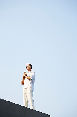 포토 JPG 주간 전신 서양인 외국인 백인 해외기획촬영 남자 여유 중년 50대 요가 모션 중년라이프 하늘 2014년태국 한명 서기 사람 손짓 성인 야외 옆모습 명상 수행 남자만 남자한명만 성인남자만 성인한명만 성인남자한명만 중년만 중년남자만 중년남자한명만 성인만 국내포토 자연요소 1 라이프스타일 웰빙 감정 뷰포인트 인종 파일형식