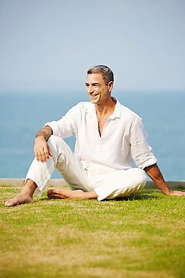 포토 JPG 주간 전신 서양인 외국인 백인 해외기획촬영 남자 여유 바다 중년 50대 요가 모션 중년라이프 2014년태국 한명 미소 사람 앉기 성인 야외 앞모습 남자만 남자한명만 성인남자만 성인한명만 성인남자한명만 중년만 중년남자만 중년남자한명만 성인만 국내포토 자연요소 1 라이프스타일 웰빙 감정 뷰포인트 표정 인종 파일형식