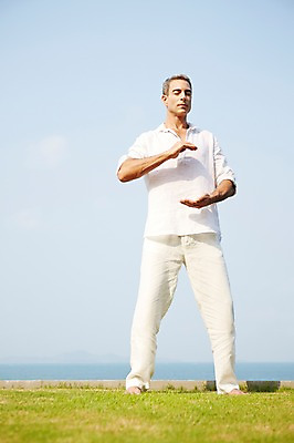 포토 JPG 주간 전신 서양인 외국인 백인 해외기획촬영 남자 여유 중년 50대 요가 모션 중년라이프 하늘 2014년태국 한명 서기 사람 손짓 성인 야외 앞모습 명상 수행 남자만 남자한명만 성인남자만 성인한명만 성인남자한명만 중년만 중년남자만 중년남자한명만 성인만 국내포토 자연요소 1 라이프스타일 웰빙 감정 뷰포인트 인종 파일형식