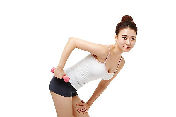 포토 JPG 스튜디오촬영 여자 모션 실내 건강 숙이기 한명 서기 미소 들기 누끼 사람 동양인 상반신 20대 성인 앞모습 운동복 운동 헬스 아령 한국인 목표 열정 여자만 여자한명만 성인여자만 청년만 청년여자만 성인한명만 청년여자한명만 성인여자한명만 성인만 국내포토 1 옷 감정 뷰포인트 포즈 컨셉 표정 인종 청년 내부 파일형식