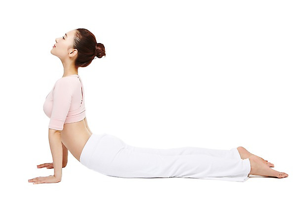 포토 JPG 스튜디오촬영 전신 여자 엎드리기 다이어트 요가 모션 실내 건강 한명 누끼 사람 동양인 20대 성인 옆모습 운동복 운동 헬스 한국인 목표 열정 코브라자세 여자만 여자한명만 성인여자만 청년만 청년여자만 성인한명만 청년여자한명만 성인여자한명만 성인만 국내포토 1 웰빙 옷 감정 뷰포인트 컨셉 인종 청년 내부 요가자세 파일형식