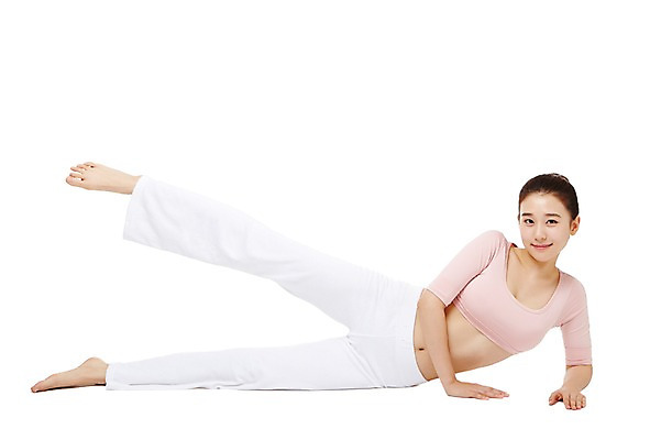 포토 JPG 스튜디오촬영 전신 여자 다이어트 요가 모션 실내 건강 한명 미소 누끼 사람 동양인 20대 성인 앞모습 운동복 눕기 운동 헬스 한국인 목표 열정 다리들기 여자만 여자한명만 성인여자만 청년만 청년여자만 성인한명만 청년여자한명만 성인여자한명만 성인만 국내포토 1 웰빙 옷 감정 뷰포인트 컨셉 표정 인종 청년 내부 파일형식