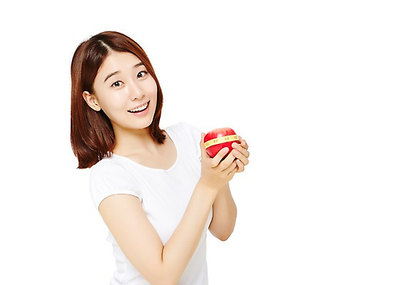 포토 JPG 스튜디오촬영 웰빙 여자 음식 다이어트 과일 모션 실내 줄자 건강 한명 서기 미소 들기 누끼 사람 동양인 상반신 20대 성인 앞모습 캐주얼 한국인 사과 칼로리 여자만 여자한명만 성인여자만 청년만 청년여자만 성인한명만 청년여자한명만 성인여자한명만 성인만 국내포토 1 옷 뷰포인트 표정 자 인종 청년 내부 파일형식