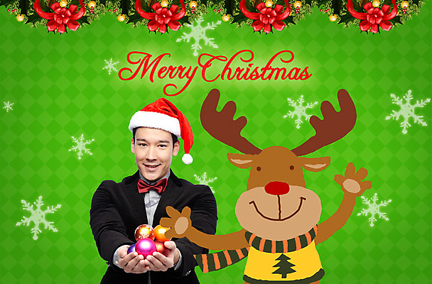 PSD 서양인 외국인 동물 편집 편집이미지 문자 영어 남자 백그라운드 크리스마스장식 크리스마스 산타모자 포토일러 합성일러스트 한명 사람 이벤트 성인 루돌프 눈 남자만 남자한명만 성인남자만 성인만 이미지편집 카드프레임 자연요소 모자_잡화 1 기념일 날씨 사슴 프레임 인종 파일형식