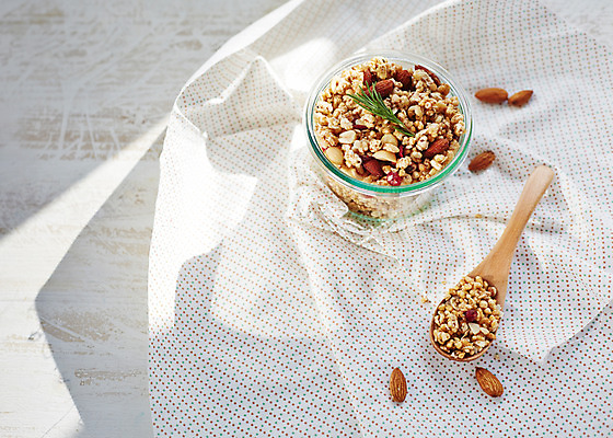 포토 JPG 스튜디오촬영 식기 음식 백그라운드 실내 사람없음 숟가락 견과류 직물 천 아몬드 유리그릇 오트밀 국내포토 그릇 유리 수저 내부 파일형식 귀리