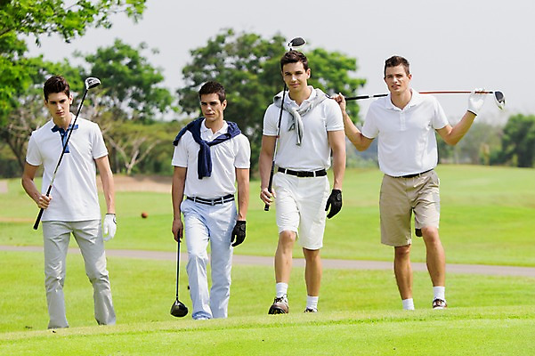 포토 JPG 주간 전신 서양인 외국인 나무 백인 해외기획촬영 남자 스포츠 골프 모션 골프장 2014년태국 들기 사람 잔디 여러명 성인 야외 앞모습 캐주얼 30대 걷기 골프채 남자만 성인남자만 장년만 장년남자만 성인만 국내포토 자연요소 식물 옷 뷰포인트 다수 스포츠시설 골프용품 인종 장년 구기 파일형식