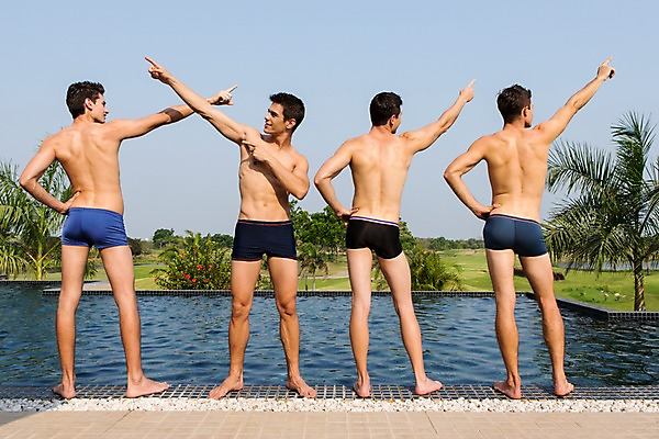 포토 JPG 주간 전신 서양인 외국인 백인 해외기획촬영 남자 수영복 포즈 모션 수영장 2014년태국 서기 사람 손짓 여러명 성인 야외 앞모습 뒷모습 30대 수영 가리킴 남자만 성인남자만 장년만 장년남자만 성인만 국내포토 자연요소 옷 뷰포인트 다수 인종 장년 수상스포츠 파일형식