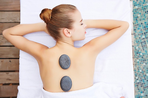 포토 JPG 주간 서양인 외국인 백인 해외기획촬영 여자 여유 모션 휴식 수영장 건강 2014년태국 한명 사람 상반신 20대 성인 야외 뒷모습 수건 눕기 뷰티 눈감음 스파 침대 마사지 매끈함 편안함 스톤 의료성형뷰티 여자만 여자한명만 성인여자만 청년만 청년여자만 성인한명만 청년여자한명만 성인여자한명만 성인만 국내포토 자연요소 1 감정 뷰포인트 가구 컨셉 인종 청년 위생용품 감각 파일형식