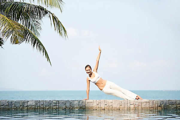 포토 JPG 주간 전신 서양인 외국인 백인 해외기획촬영 여자 여유 바다 요가 모션 하늘 나뭇잎 수영장 건강 2014년태국 한명 미소 사람 손짓 20대 성인 야외 앞모습 눕기 햇빛 헬스 상쾌 손뻗기 의료성형뷰티 여자만 여자한명만 성인여자만 청년만 청년여자만 성인한명만 청년여자한명만 성인여자한명만 성인만 국내포토 자연요소 1 웰빙 감정 뷰포인트 잎 표정 인종 청년 운동 태양 파일형식