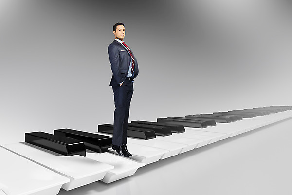전신 PSD 서양인 외국인 편집이미지 남자 악기 비즈니스 성공 한명 서기 미소 사람 정장 성인 3D 비즈니스맨 건반 피아노 건반악기 주머니손 합성 남자만 남자한명만 성인남자만 성인만 이미지편집 편집3D 1 옷 음악 컨셉 모션 표정 인종 직장인 디지털합성 파일형식