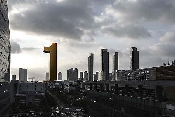 주간 PSD 구름 편집이미지 1 하늘 빌딩 사람없음 야외 건물 숫자 3D 도시 우승 이미지편집 편집3D 자연요소 문자 건축물 최고 디지털합성 파일형식