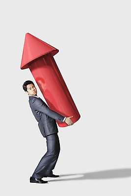 전신 PSD 편집이미지 남자 화살표 비즈니스 한명 서기 들기 사람 정장 성인 3D 한국인 로켓 비즈니스맨 남자한명만 성인남자만 이미지편집 편집3D 1 옷 모션 동양인 직장인 디지털합성 남자만 성인만 파일형식