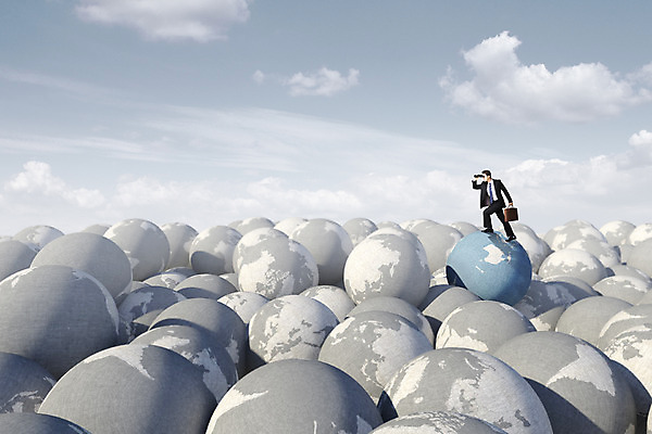 주간 PSD 구름 편집이미지 남자 지구 비즈니스 하늘 한명 사람 성인 야외 글로벌 지구본 3D 여러개 망원경 한국인 탐험 비즈니스맨 남자한명만 성인남자만 이미지편집 편집3D 자연요소 1 다수 동양인 직장인 디지털합성 남자만 성인만 파일형식