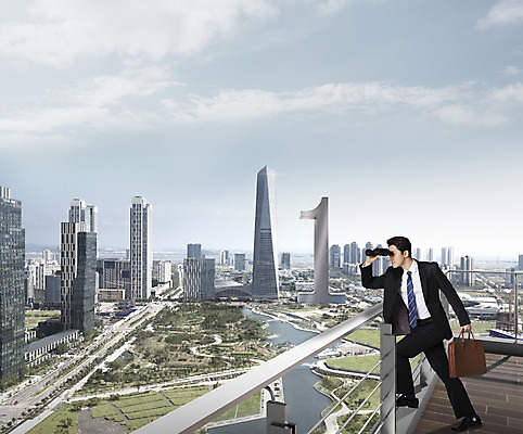 주간 PSD 편집이미지 1 남자 서류가방 비즈니스 난간 한명 사람 빌딩 성인 야외 건물 숫자 3D 고층빌딩 망원경 한국인 발코니 관찰 도시 우승 비즈니스맨 남자한명만 성인남자만 이미지편집 편집3D 자연요소 문자 건축물 가방 모션 동양인 최고 직장인 디지털합성 남자만 성인만 파일형식