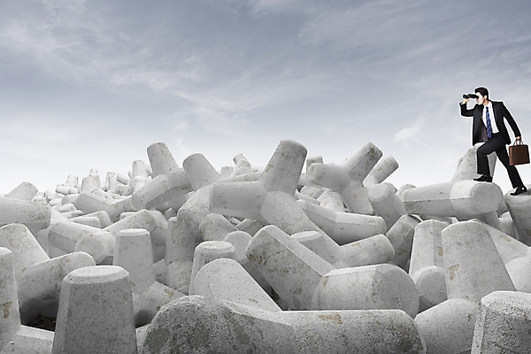 주간 PSD 구름 편집이미지 남자 서류가방 비즈니스 하늘 한명 사람 성인 야외 3D 망원경 한국인 탐험 관찰 비즈니스맨 방파제 남자한명만 성인남자만 이미지편집 편집3D 자연요소 1 공공시설 가방 모션 동양인 직장인 디지털합성 남자만 성인만 파일형식