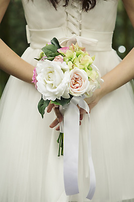 포토 JPG 주간 커플 여자 행복 신부 부케 웨딩드레스 결혼 신혼부부 자연 한국 한명 들기 사람 동양인 상반신 20대 성인 야외 뒷모습 제주도 로맨틱 한국인 분위기 추억 청순 특별함 여자만 여자한명만 성인여자만 청년만 청년여자만 성인한명만 청년여자한명만 성인여자한명만 성인만 국내포토 자연요소 1 부부 드레스 감정 아시아 뷰포인트 꽃다발 컨셉 관계 모션 인종 이벤트 청년 생태계 신혼 파일형식