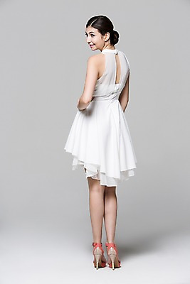 포토 JPG 스튜디오촬영 전신 서양인 외국인 백인 해외기획촬영 우먼라이프 라이프스타일 드레스 여자 2013년태국 모션 실내 한명 서기 미소 사람 20대 성인 뒷모습 뒤돌아보기 우아함 하이힐 활기 의료성형뷰티 여자만 성인한명만 성인여자한명만 국내포토 1 옷 구두 뷰포인트 컨셉 표정 인종 청년 내부 생활 여성화 여자한명만 성인여자만 성인만 파일형식