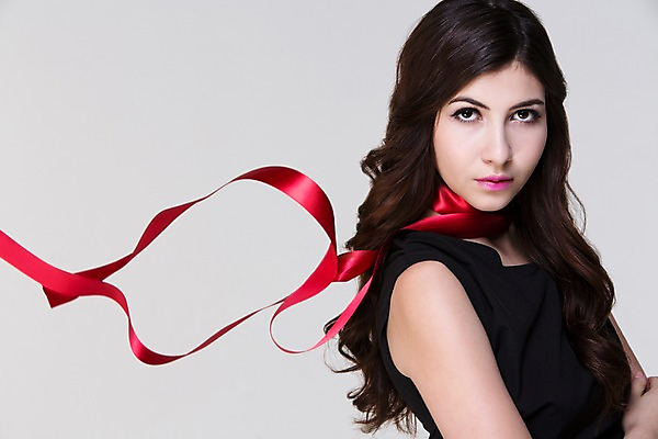 포토 JPG 스튜디오촬영 서양인 외국인 백인 해외기획촬영 우먼라이프 라이프스타일 드레스 여자 리본 2013년태국 모션 날리기 실내 무표정 한명 서기 사람 상반신 20대 성인 옆모습 쇼핑 섹시 우아함 여자만 성인한명만 성인여자한명만 국내포토 1 옷 감정 뷰포인트 컨셉 표정 인종 청년 내부 생활 여자한명만 성인여자만 성인만 파일형식