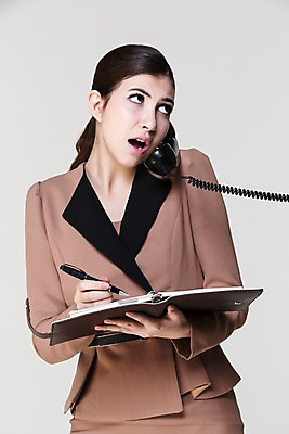 포토 JPG 스튜디오촬영 서양인 외국인 백인 해외기획촬영 여자 2013년태국 비즈니스 모션 실내 한명 서기 들기 사람 정장 상반신 20대 성인 앞모습 볼펜 다이어리 비즈니스우먼 수화기 통화 당황 여자만 성인한명만 성인여자한명만 국내포토 1 옷 감정 뷰포인트 인종 청년 내부 펜 사무용품 직장인 전화기 여자한명만 성인여자만 성인만 파일형식