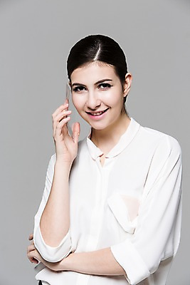 포토 JPG 스튜디오촬영 서양인 외국인 백인 해외기획촬영 여자 2013년태국 비즈니스 모션 알림판 실내 한명 서기 미소 들기 사람 상반신 20대 성인 앞모습 팔짱 비즈니스우먼 통화 여자만 성인한명만 성인여자한명만 국내포토 1 뷰포인트 표정 인종 청년 내부 직장인 여자한명만 성인여자만 성인만 파일형식