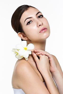 포토 JPG 스튜디오촬영 서양인 외국인 백인 해외기획촬영 우먼라이프 라이프스타일 여자 꽃 2013년태국 모션 실내 무표정 한명 들기 사람 상반신 20대 성인 옆모습 뷰티 우아함 매끈함 튜브탑 의료성형뷰티 여자만 성인한명만 성인여자한명만 국내포토 식물 1 감정 뷰포인트 컨셉 상의 표정 인종 청년 내부 생활 감각 여자한명만 성인여자만 성인만 파일형식