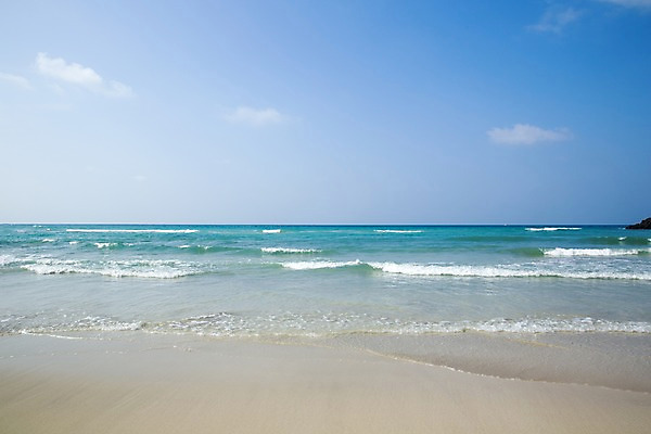포토 JPG 주간 구름 물결 하늘 한국 풍경 해변 사람없음 야외 제주도 국내포토 자연요소 아시아 바다 파일형식