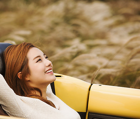 포토 JPG 주간 여자 여유 여행 자동차 한국 한명 미소 사람 앉기 동양인 상반신 20대 성인 야외 옆모습 제주도 한국인 오픈카 상쾌 억새 여자만 여자한명만 성인여자만 청년만 청년여자만 성인한명만 청년여자한명만 성인여자한명만 성인만 국내포토 자연요소 식물 1 감정 아시아 육상교통 뷰포인트 모션 승용차 표정 인종 청년 파일형식