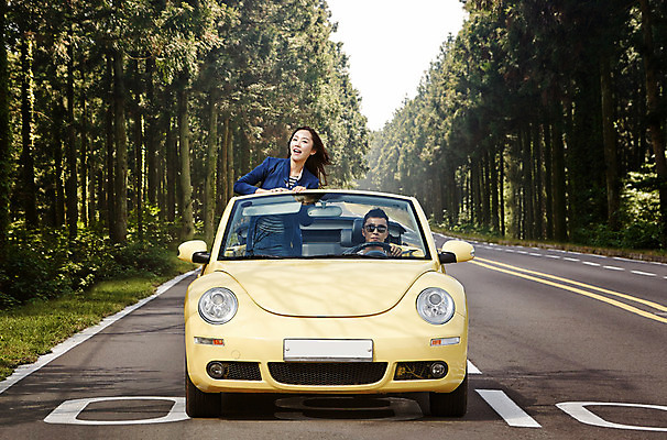 포토 JPG 주간 나무 여자 여유 여행 자동차 한국 서기 미소 사람 앉기 동양인 상반신 20대 성인 야외 두명 앞모습 제주도 운전 한국인 오픈카 상쾌 여자만 성인여자만 청년만 청년여자만 성인만 국내포토 자연요소 식물 감정 아시아 육상교통 뷰포인트 모션 승용차 표정 인종 청년 파일형식