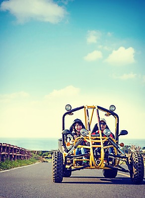 포토 JPG 주간 전신 구름 여자 남자 여유 여행 하늘 레저 한국 미소 사람 앉기 동양인 20대 성인 야외 두명 앞모습 제주도 한국인 승차 즐거움 고카트 청년만 성인만 국내포토 자연요소 감정 아시아 뷰포인트 모션 표정 인종 청년 파일형식