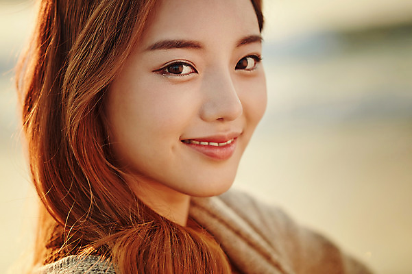 포토 JPG 주간 여자 여유 여행 휴식 한국 한명 미소 사람 동양인 상반신 20대 성인 해변 야외 제주도 한국인 여자만 여자한명만 성인여자만 청년만 청년여자만 성인한명만 청년여자한명만 성인여자한명만 성인만 국내포토 자연요소 1 감정 아시아 바다 컨셉 표정 인종 청년 파일형식