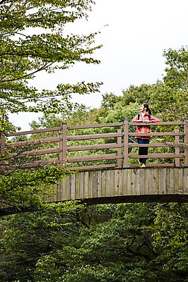 포토 JPG 주간 전신 나무 여자 여유 여행 휴식 한국 한명 서기 사람 동양인 20대 성인 야외 앞모습 제주도 트래킹 한국인 숲 상쾌 가교 여자만 여자한명만 성인여자만 청년만 청년여자만 성인한명만 청년여자한명만 성인여자한명만 성인만 국내포토 자연요소 식물 1 건축물 감정 아시아 뷰포인트 컨셉 모션 레저 인종 청년 파일형식