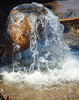 포토 JPG 해외이미지 음료 백그라운드 사람없음 물 분노 물방울 투명 부식 해외202004 해외포토 자연요소 감정 파일형식 이미지허브