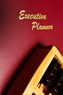 포토 JPG 해외이미지 교육 종이 백그라운드 비즈니스 사람없음 목재 책 빨간색 금융 스터디 사무실 볼펜 갈색 쪽지 공책 계산기 주판 정보 덮개 업무 수학 날짜 계산 잡지 가죽 편지지 오브젝트 문서 약속 바쁨 주소 패드 경영 고립 해외202004 해외포토 나무 컬러 재료 교과목 문구용품 간행물 경제 학습 펜 장비 뚜껑 작업 편지 파일형식 이미지허브