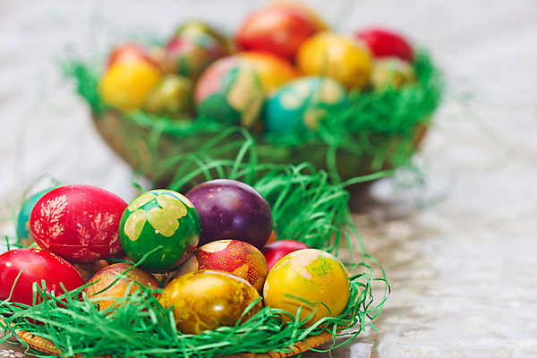 포토 JPG 해외이미지 전통 계절 종교 음식 휴가 부활절 사람없음 장식 빨간색 컬러풀 계란 축제 페인트 봄 축하 인사 그리기 심볼 염색 삶기 해외202004 해외포토 기념일 컬러 컨셉 모션 알 예절 파일형식 이미지허브