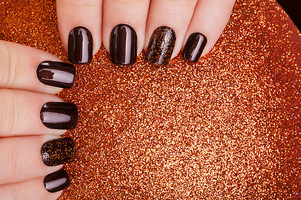 포토 JPG 해외이미지 손 손가락 휴가 새해 미술 사람없음 빛 갈색 유행 덮개 손톱관리 손톱 위생관리 아크릴 스타일 해외202004 해외포토 컬러 재질 문화예술 관리 신체부위 뚜껑 네일아트 파일형식 이미지허브