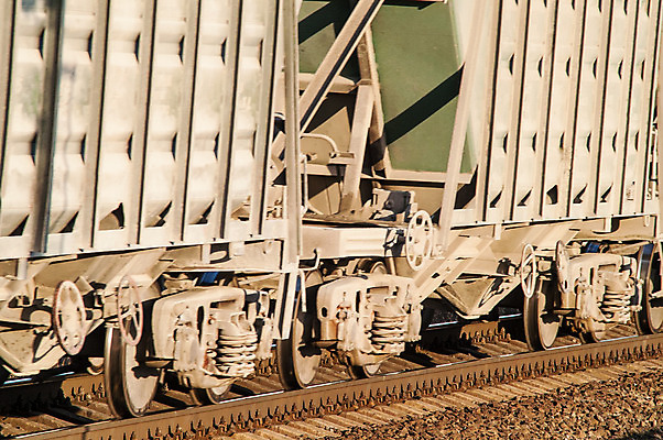 포토 JPG 해외이미지 산업 도로 여행 부분 교통시설 모션 자동차 사람없음 야외 금속 검은색 힘 기계 장비 운전 기차 수확 골동품 화물 나사 바퀴 클래식 역 수증기 철 속도 신호 전차 무거움 엔진 공학 방법 복원 선로 옛날 철강 해외202004 해외포토 교육 길 육상교통 컬러 교통 컨셉 농업 재질 대중교통 운송업 공구 무게 시설 파일형식 이미지허브