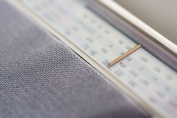 포토 JPG 해외이미지 배너 음악 파도 노래 모바일 경사 사람없음 파티 확성기 소리 듣기 수확 골동품 뉴스 닫기 역 오브젝트 수화기 싱글 라디오 질감 복고 오디오 방송 아날로그 스테레오 때리기 뮤지컬 옛날 채널 파스텔톤 스타일 해외202004 해외포토 바다 컬러 농업 교통시설 모션 문화예술 이벤트 전자제품 전화기 파일형식 이미지허브