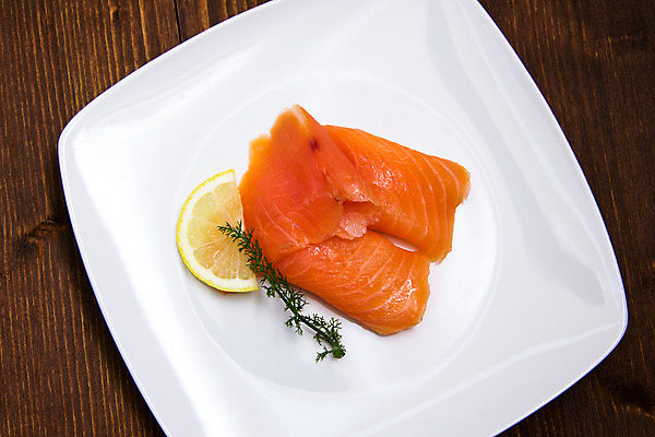 포토 JPG 해외이미지 접시 음식 조각 백그라운드 다이어트 오렌지 재료 부분 건강 어류 요리 사람없음 주방 식당 식사 저녁식사 추위 흰색 신선 닫기 맛 자르기 먹기 레몬 허브 해산물 상쾌 유기농 연어 훈제 점심식사 해외202004 해외포토 식물 식기 웰빙 감정 컬러 컨셉 과일 모션 상점 수중동물 파일형식 이미지허브